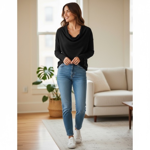 LA made Sweaters - LA Made Cowl Neck Long Sleeve Viscose Black‎ Sweater Size Medium Classic NWT